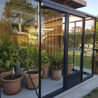 Luxia Anlehngewächshaus